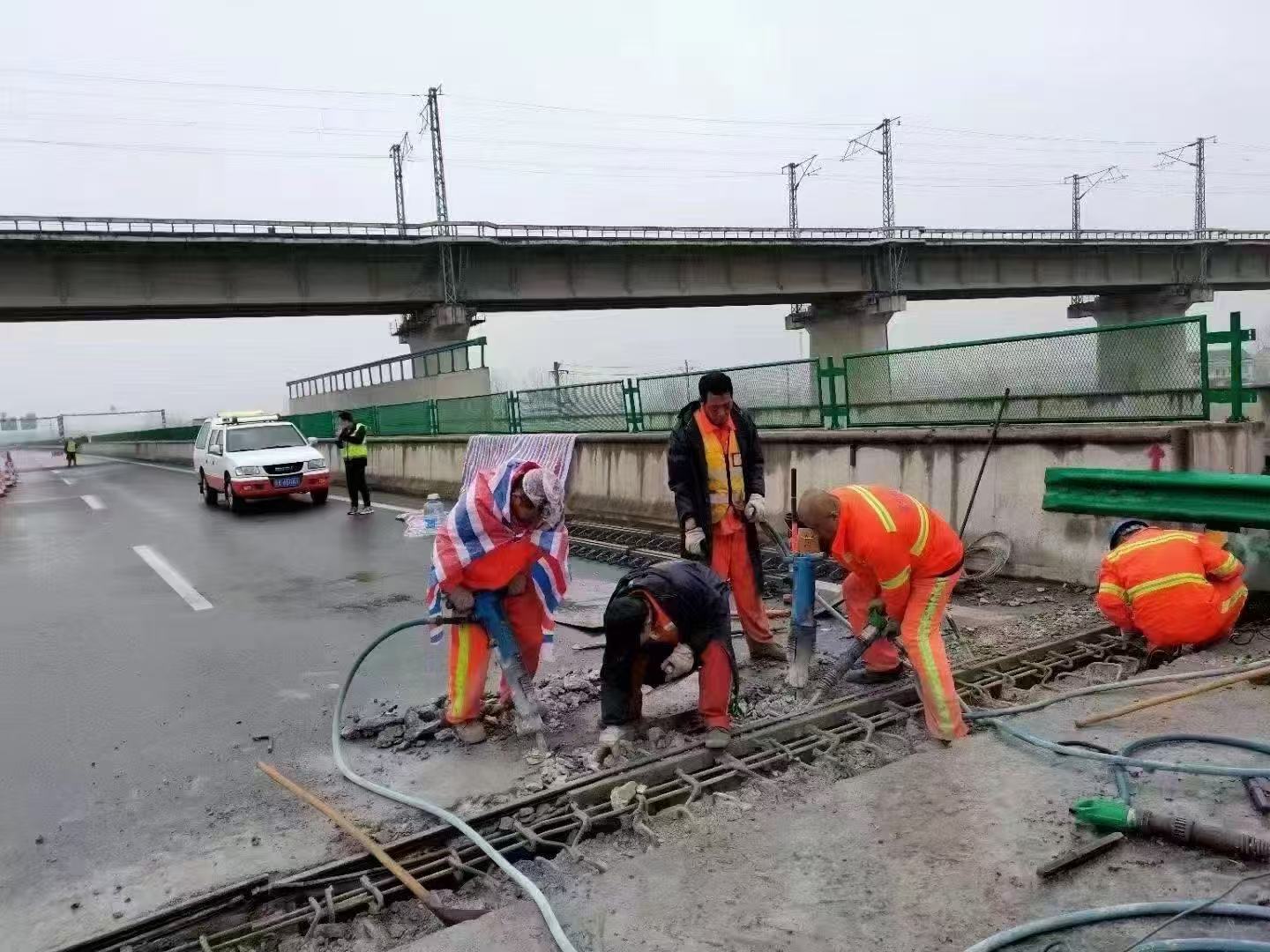 邕宁桥梁伸缩缝抢修料